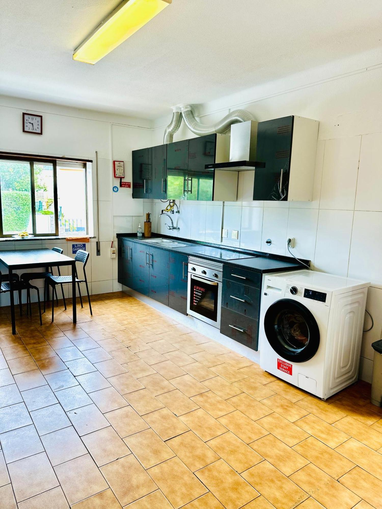 Portimao Central Holiday Guesthouse Екстериор снимка